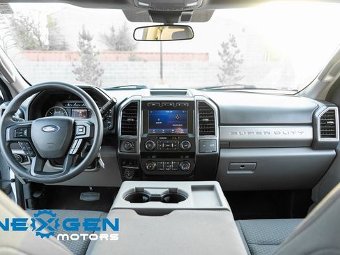 Used 2022 Ford F350 XLT image 7