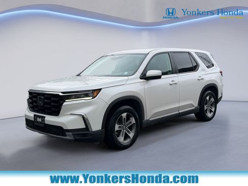Certified 2024 Honda Pilot EX-L image 1