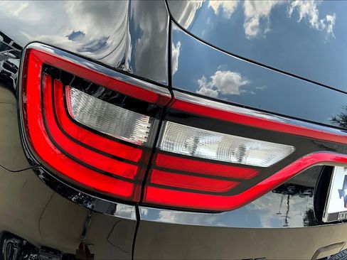 Used 2023 Dodge Durango GT RWD image 28