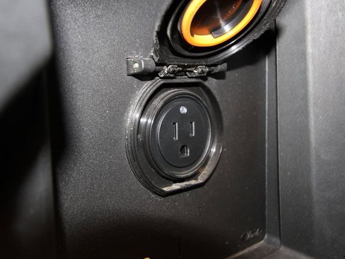 Used 2022 Ford F150 XLT w/ Equipment Group 302A High image 43