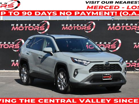 Used 2023 Toyota RAV4 XLE Premium FWD image 1