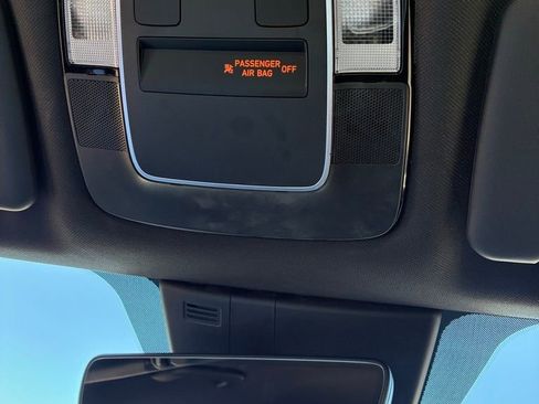 Used 2023 Hyundai Santa Cruz SE image 38