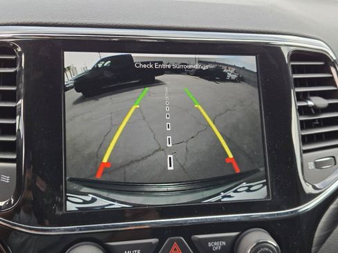 Used 2021 Jeep Grand Cherokee Freedom Edition RWD image 8