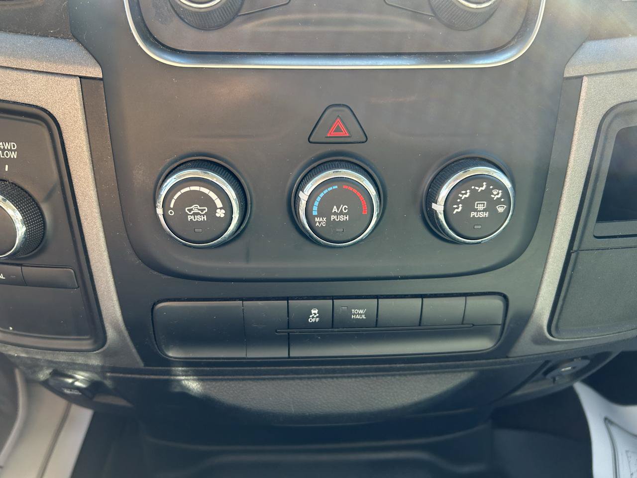 Used 2014 RAM 1500 Express w/ Black Ram 1500 Express Group AWD/4WD image 22