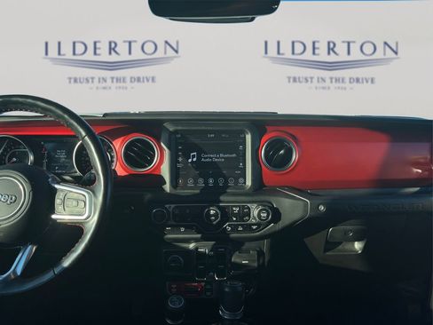 Used 2022 Jeep Wrangler Unlimited Rubicon w/ LED Lighting Group image 13