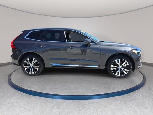 Used 2023 Volvo XC60 B5 Ultimate FWD image 5