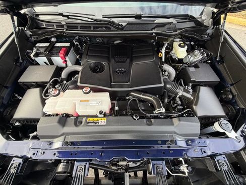 Used 2025 Toyota Tundra SR5 image 18