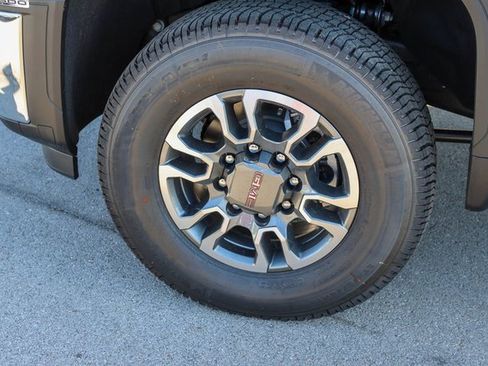 New 2026 GMC Sierra 3500 SLT w/ SLT Convenience Package image 5