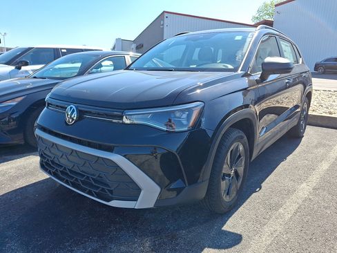 New 2026 Volkswagen Taos S FWD image 3