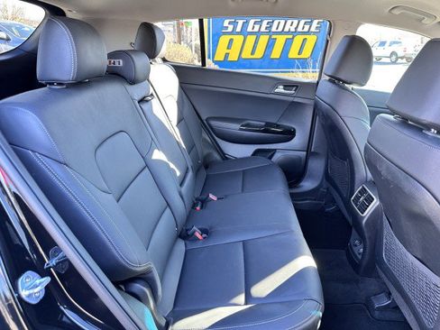 Used 2019 Kia Sportage EX image 16
