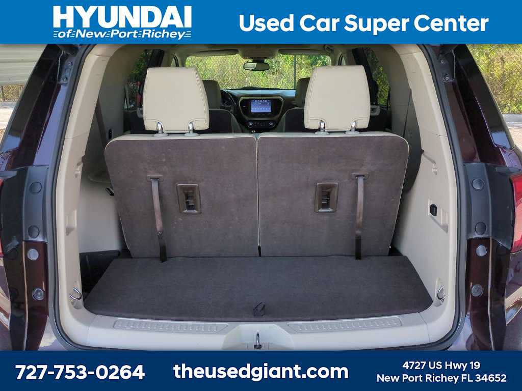 Used 2018 GMC Acadia Denali w/ Technology Package FWD image 12