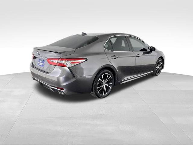 Used 2020 Toyota Camry SE FWD image 5