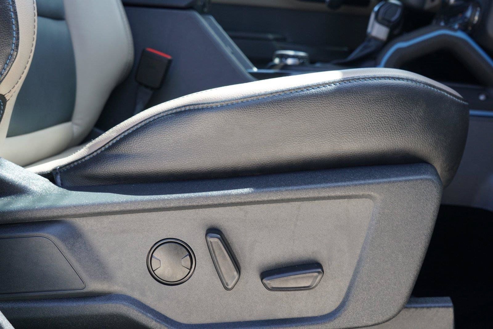 Used 2024 Ford Bronco Wildtrak AWD/4WD image 29