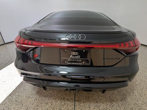 Used 2025 Audi S e-tron GT Premium Plus w/ 21" Wheel Package AWD/4WD image 6