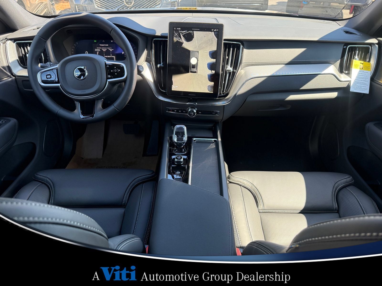 Used 2026 Volvo XC60 B5 Ultra w/ Protection Package Premier AWD/4WD image 2