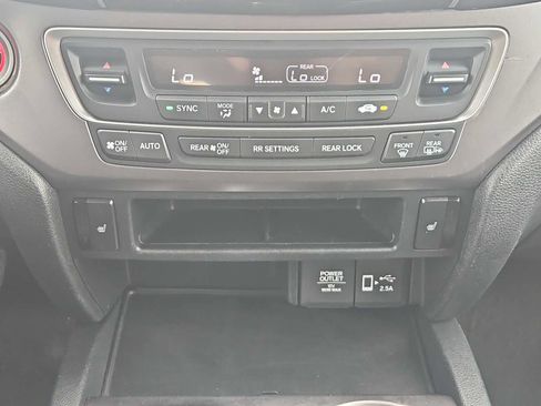 Used 2021 Honda Pilot EX-L image 17