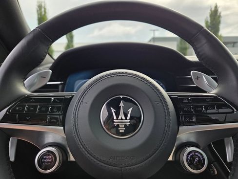 Used 2023 Maserati Grecale Modena AWD/4WD image 38