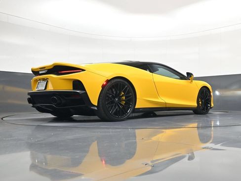 Used 2023 McLaren GT RWD image 25