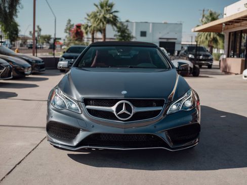 Used 2016 Mercedes-Benz E 550 Cabriolet image 2