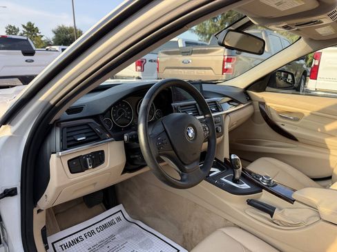 Used 2013 BMW 328i xDrive Sedan AWD/4WD image 7