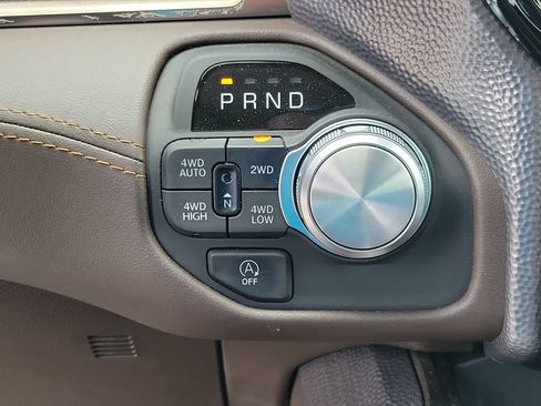Used 2026 RAM 1500 Limited AWD/4WD image 17