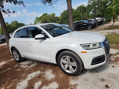 Used 2019 Audi Q5 2.0T Premium Plus w/ Premium Plus Package AWD/4WD image 1
