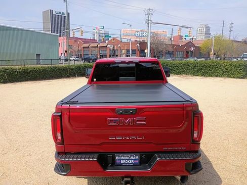 Used 2022 GMC Sierra 2500 Denali image 11