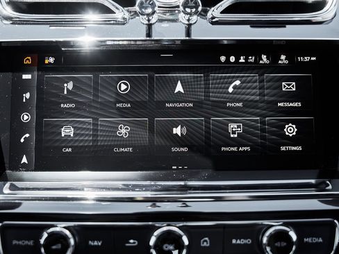 Used 2021 Bentley Bentayga AWD/4WD image 72