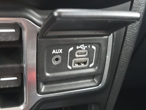 Used 2021 Jeep Wrangler Unlimited Sport image 25