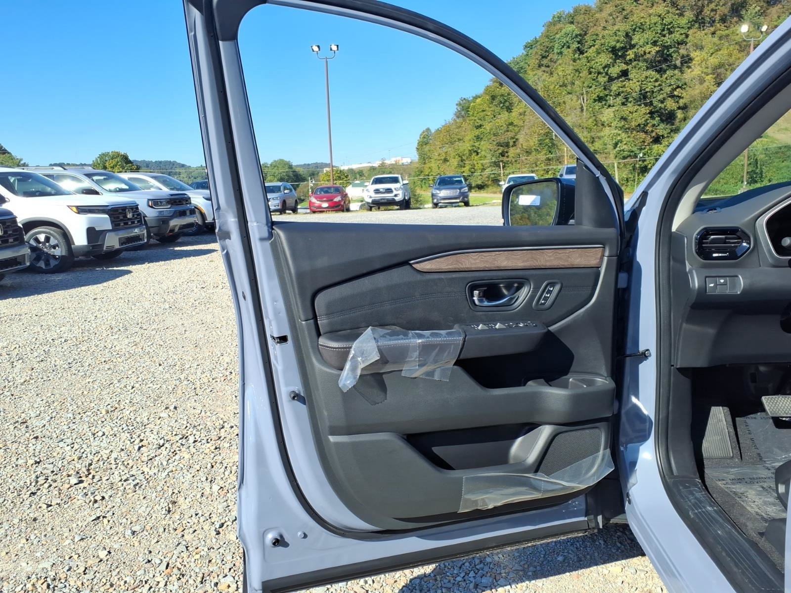New 2026 Honda Pilot Elite image 7