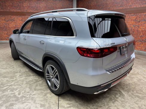 New 2026 Mercedes-Benz GLS 450 4MATIC image 2