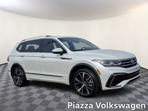 Used 2022 Volkswagen Tiguan SEL R-Line image 1