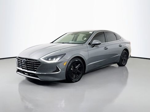 Used 2020 Hyundai Sonata SE FWD image 4