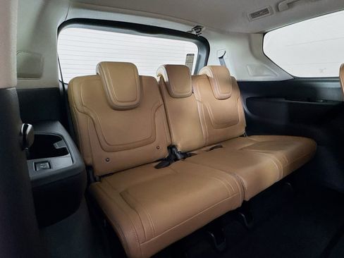 New 2026 INFINITI QX80 Luxe w/ Cargo Package image 36
