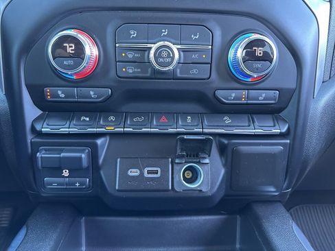 Used 2021 GMC Sierra 1500 Elevation image 50