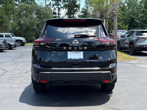 Used 2026 Nissan Rogue SV w/ Cold Weather Package FWD image 30