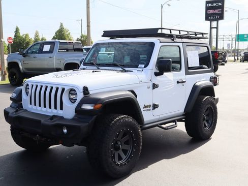 Used 2021 Jeep Wrangler Sport AWD/4WD image 5