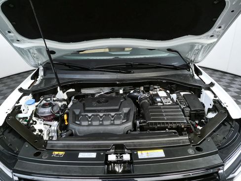 Certified 2023 Volkswagen Tiguan SE R-Line FWD image 37
