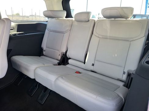 Used 2025 Ford Expedition Platinum w/ Driver's Package image 19