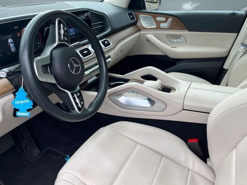 Used 2022 Mercedes-Benz GLE 350 4MATIC image 3