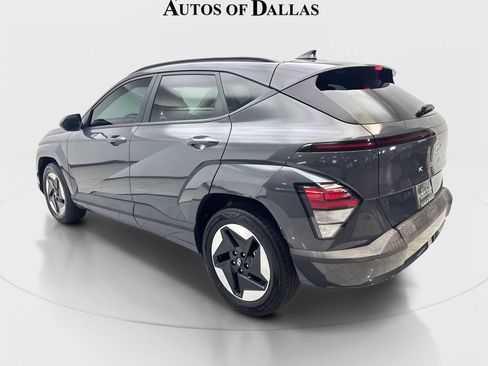 Used 2024 Hyundai Kona SEL FWD image 9