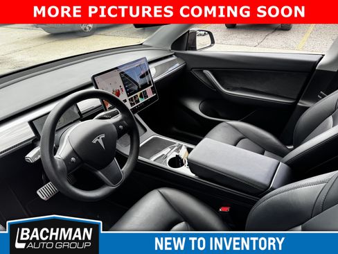 Used 2021 Tesla Model Y Long Range AWD/4WD image 5
