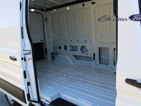 New 2025 Ford Transit 250 148 Medium Roof image 7