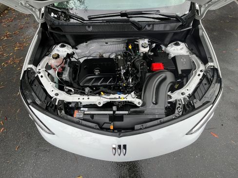 Used 2025 Buick Encore GX Preferred image 30