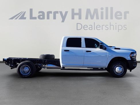 New 2024 RAM 3500 Tradesman w/ Electrical Accessory Group image 4