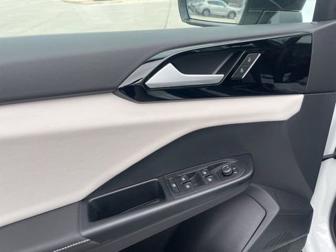 New 2026 Volkswagen Taos S image 7