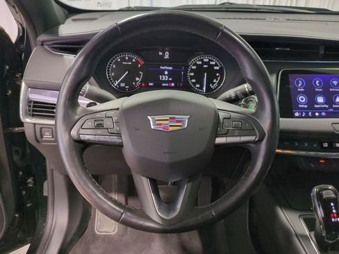 Used 2023 Cadillac XT4 Luxury w/ Cold Weather Package image 29