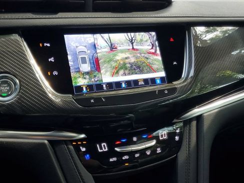 Used 2025 Cadillac XT6 Sport w/ Technology Package AWD/4WD image 26