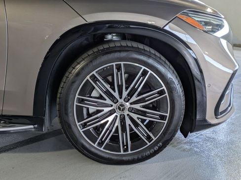 Used 2024 Mercedes-Benz EQS 450+ SUV image 24