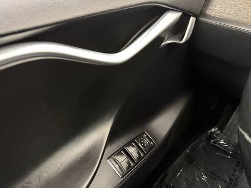 Used 2013 Tesla Model S Performance RWD image 12